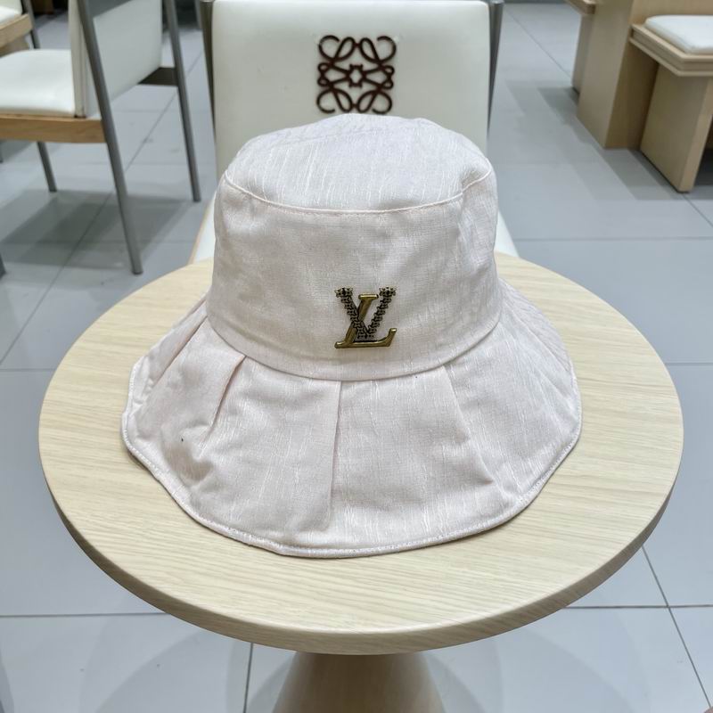 LV hat (190)