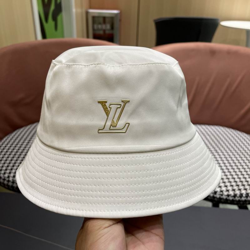 LV hat (205)
