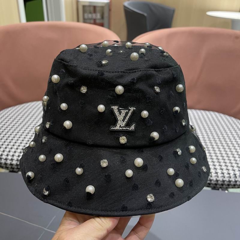 LV hat (205)