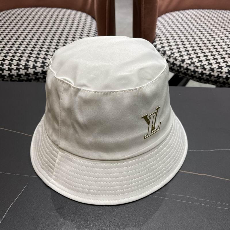 LV hat (209)