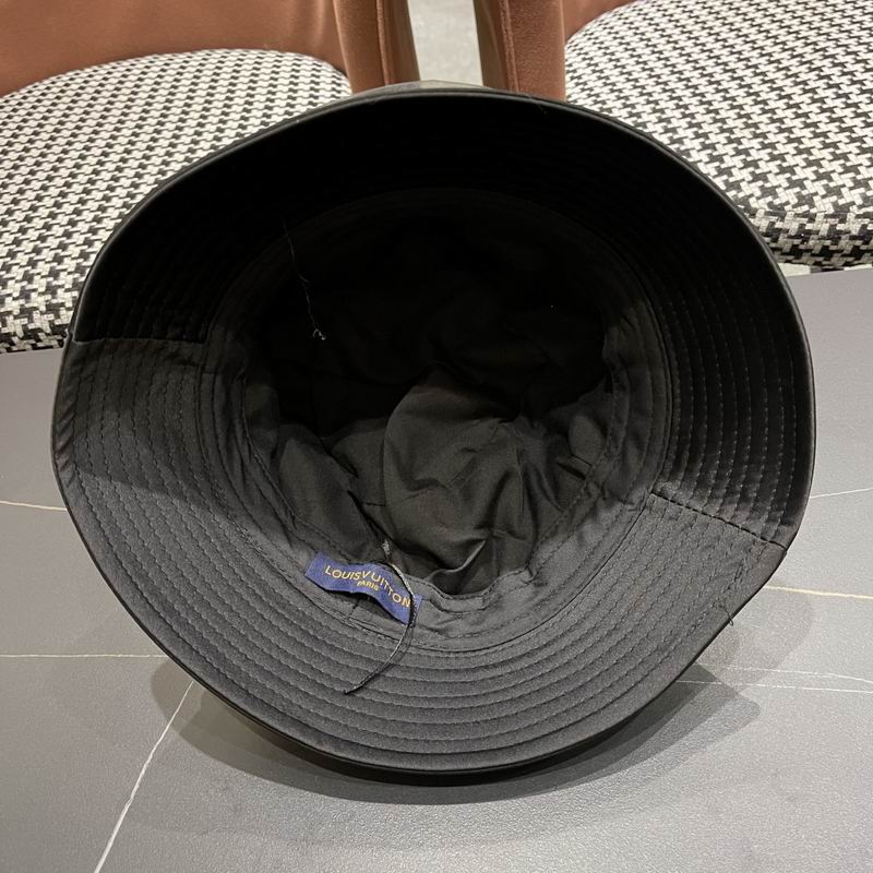LV hat (213)