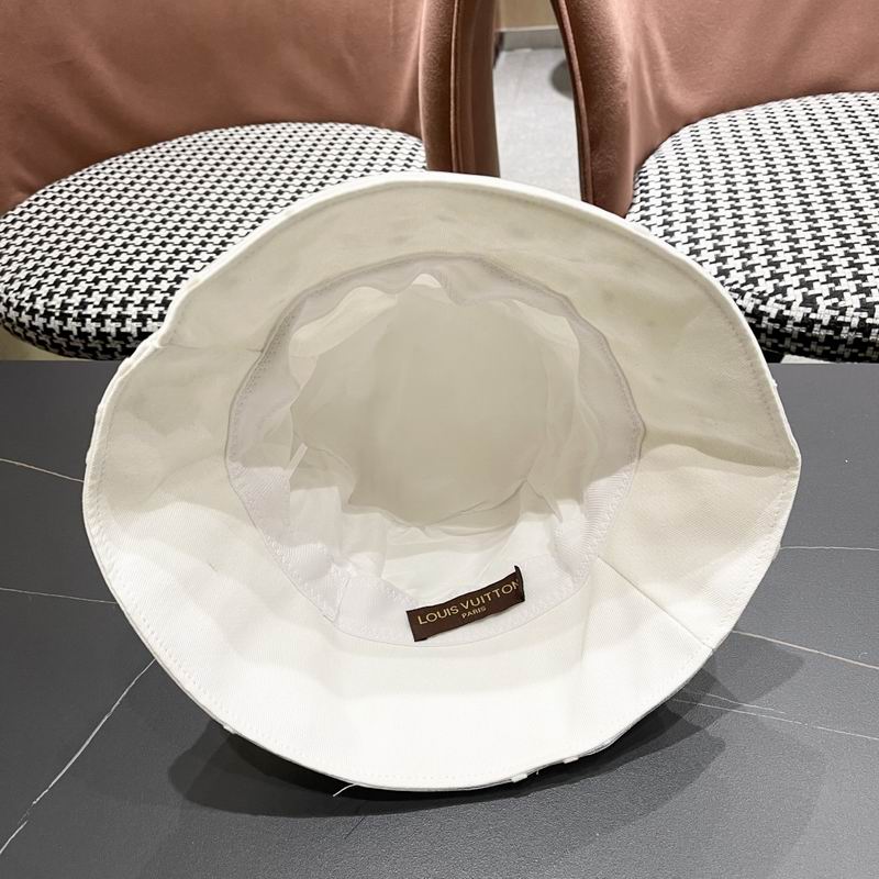 LV hat (213)