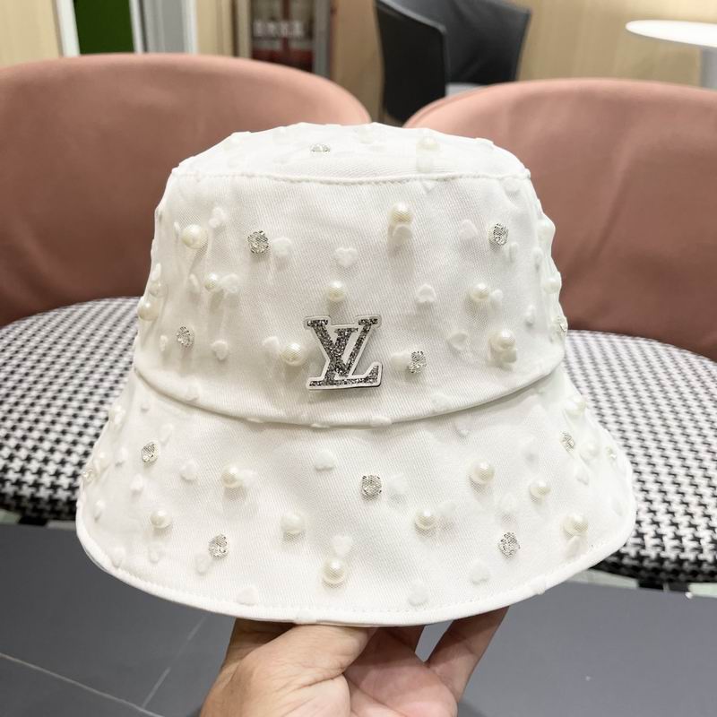 LV hat (216)