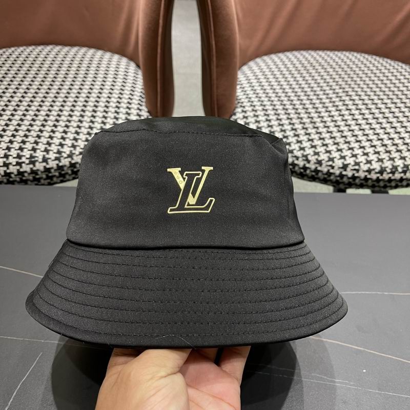 LV hat (217)