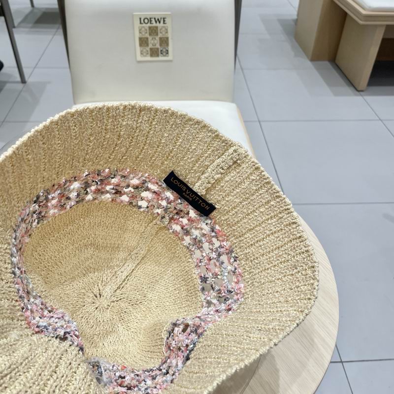 LV hat (232)