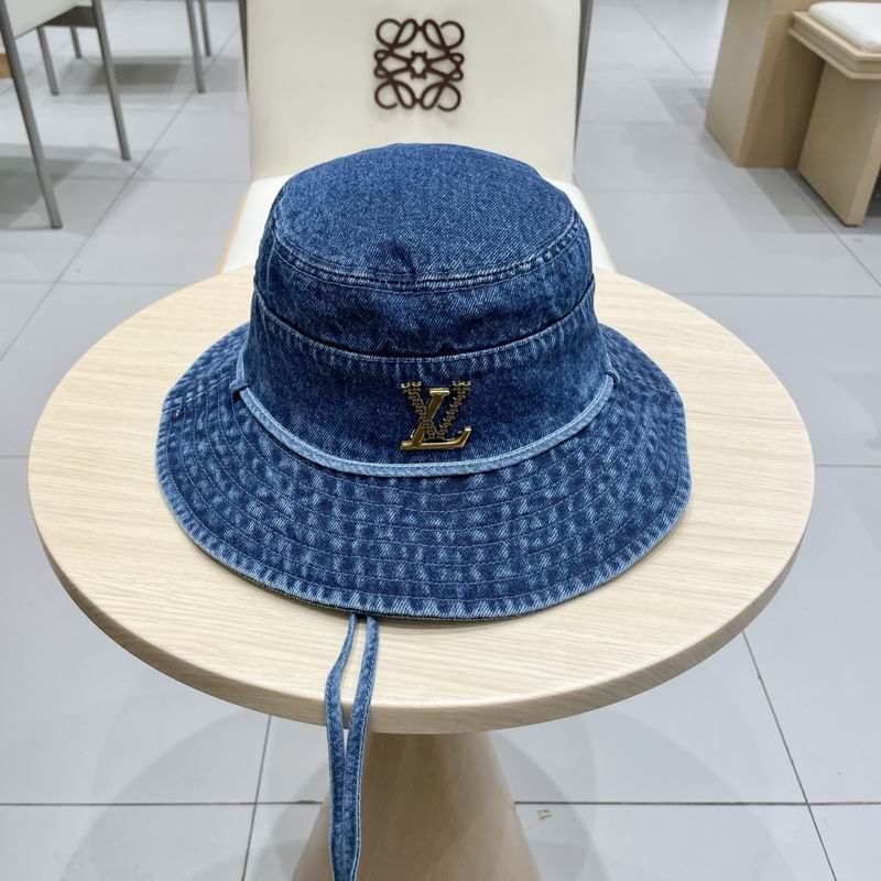 LV hat (305)