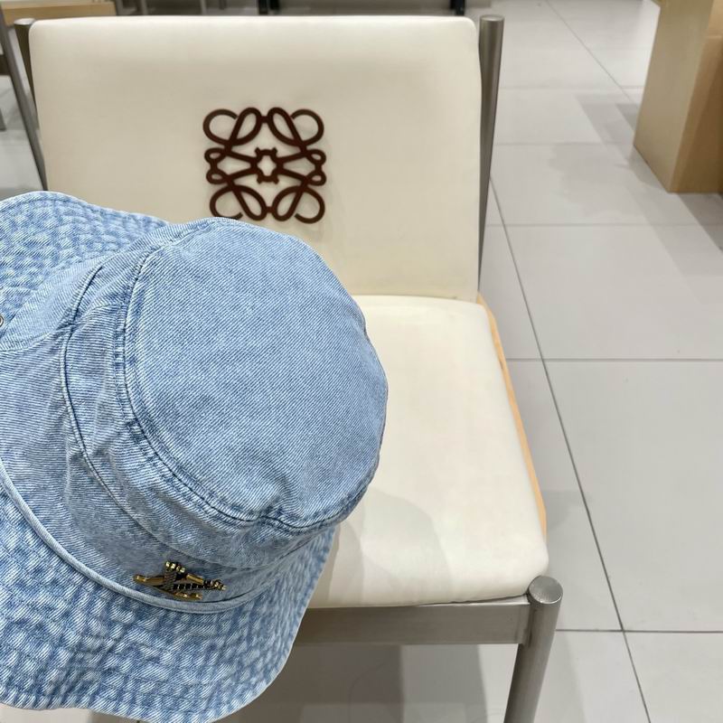 LV hat (309)
