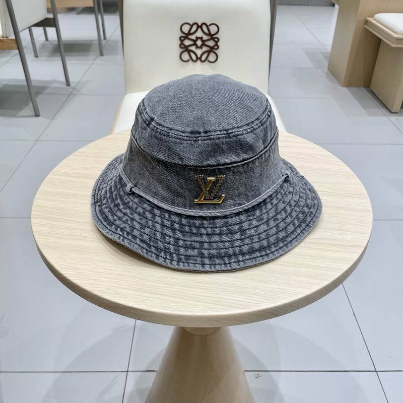 LV hat (323)