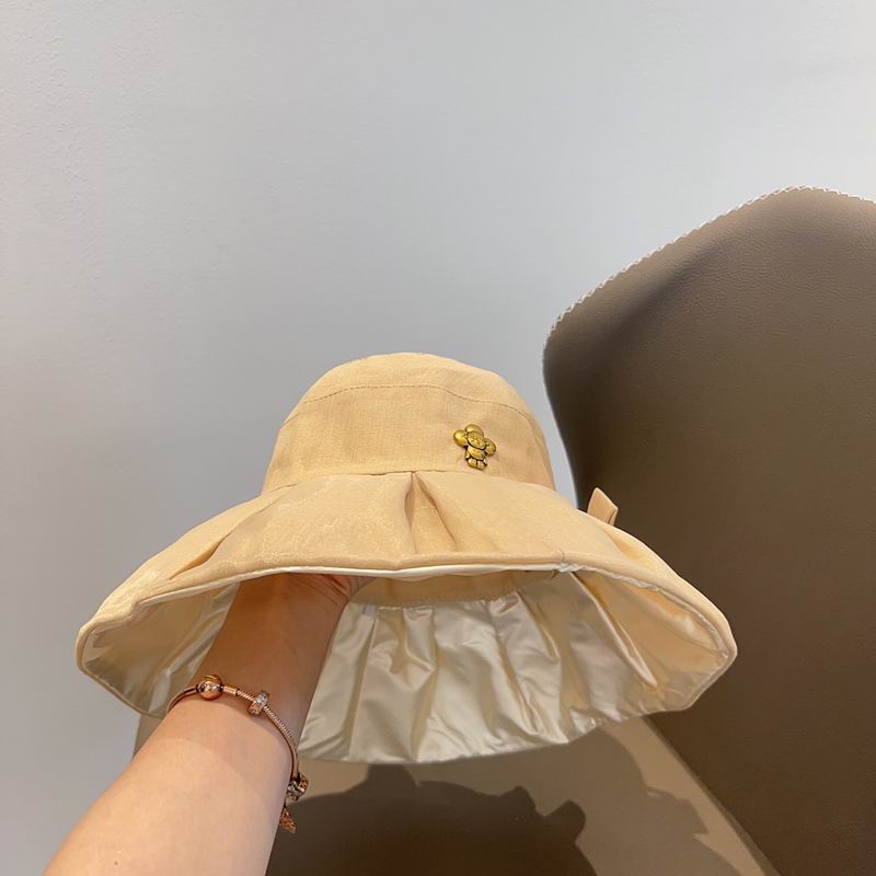 LV hat (335)