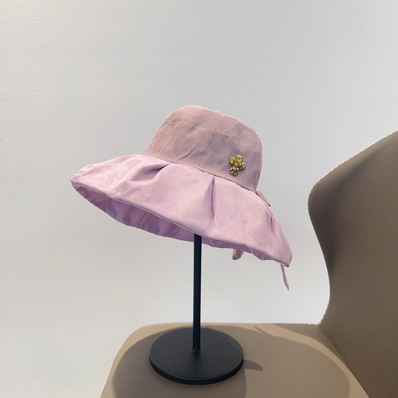 LV hat (350)