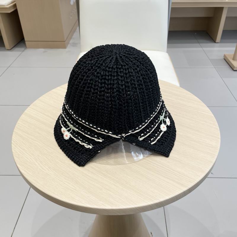 LV hat (382)