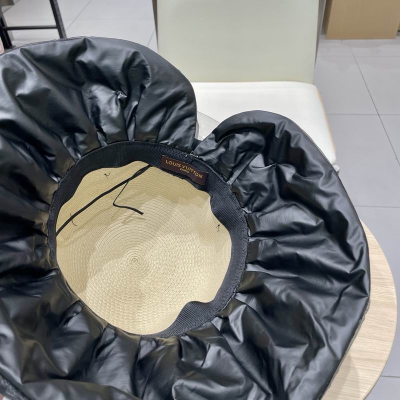 LV hat (415)