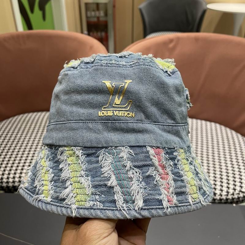 LV hat (42)