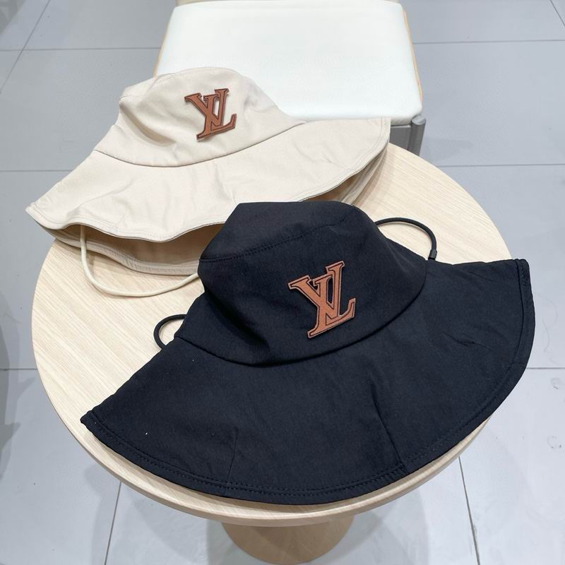 LV hat (429)