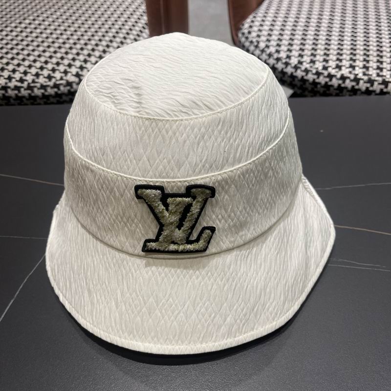 LV hat (462)