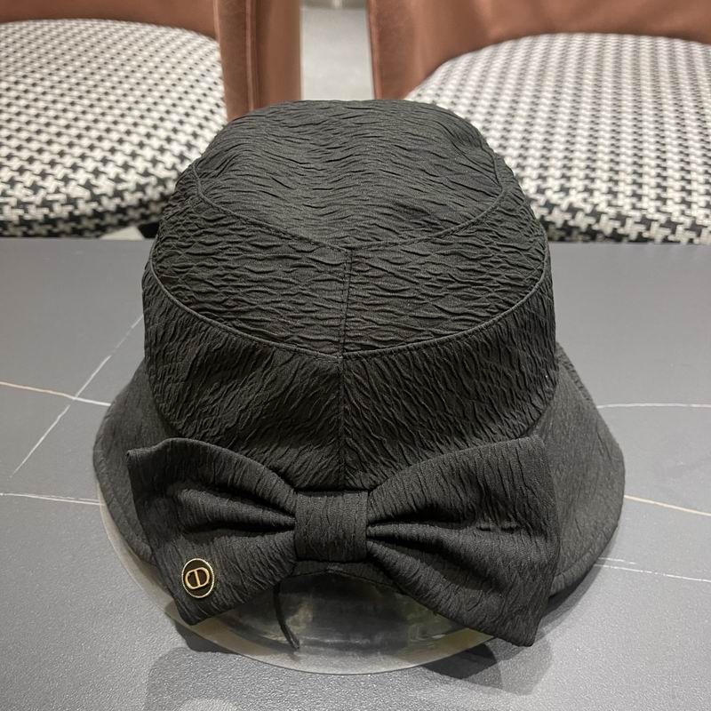 LV hat (469)