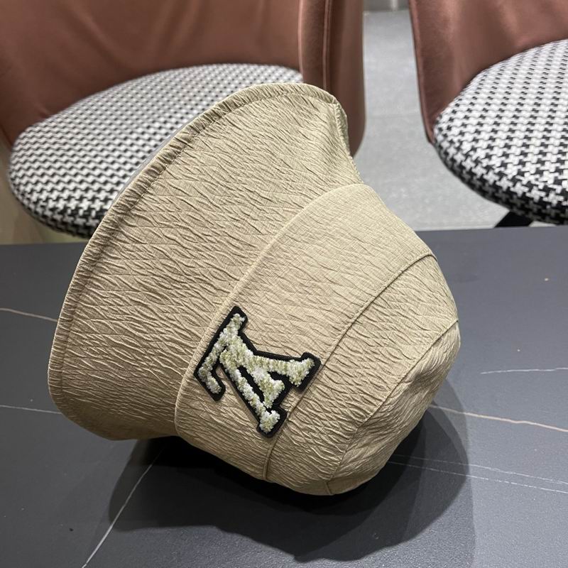 LV hat (476)