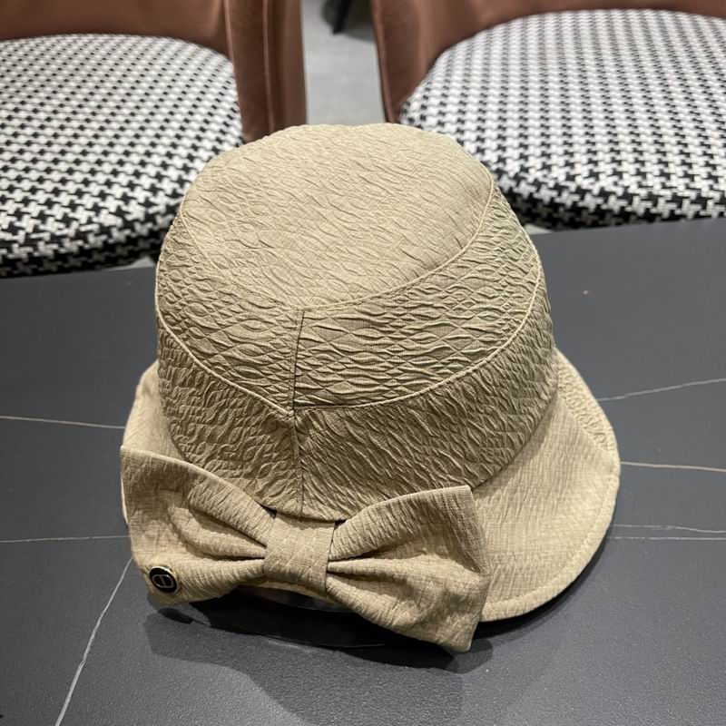 LV hat (480)
