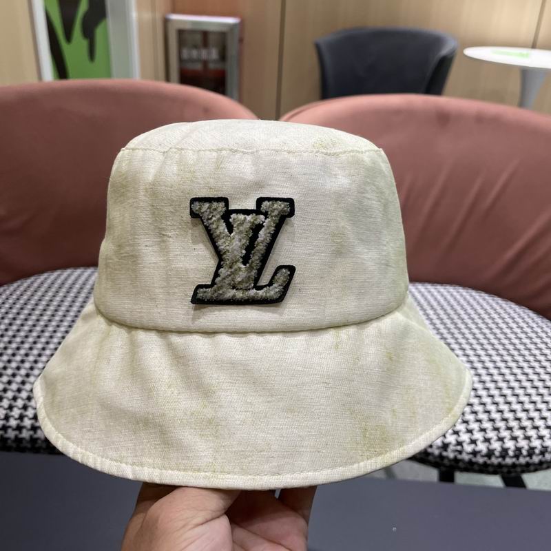 LV hat (69)