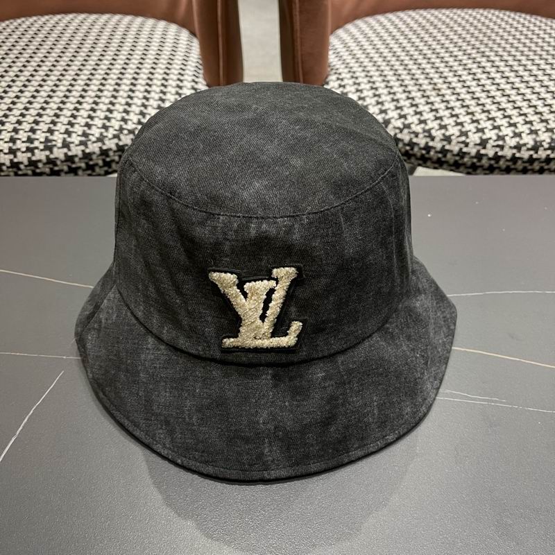 LV hat (86)