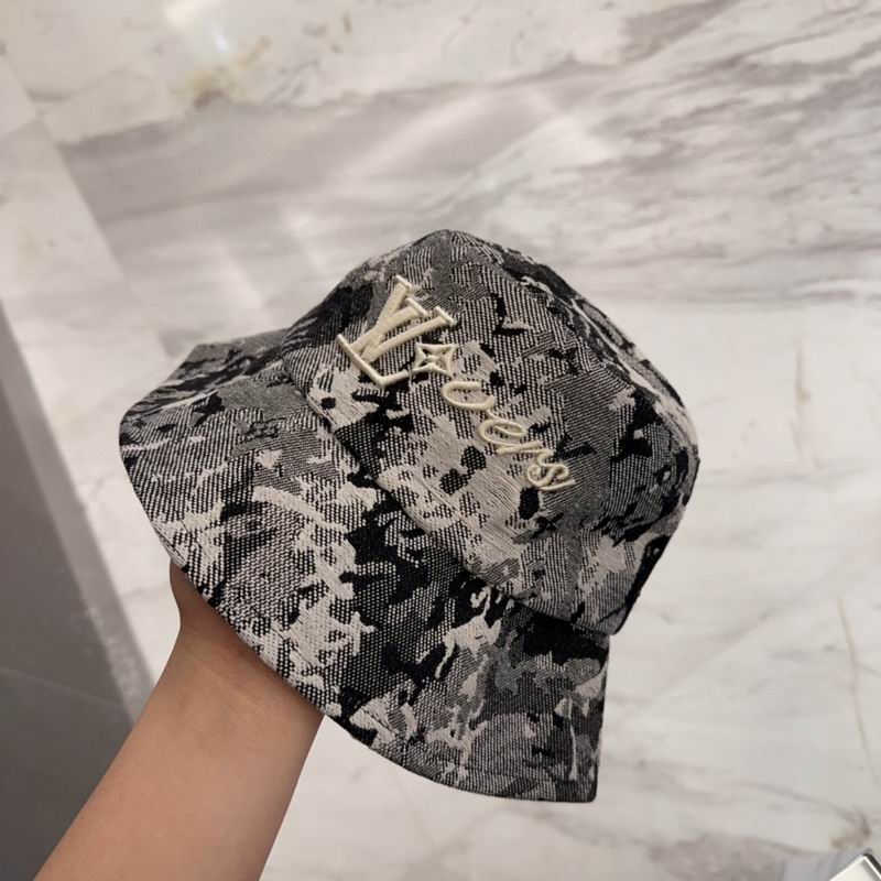 LV hat dx (15)