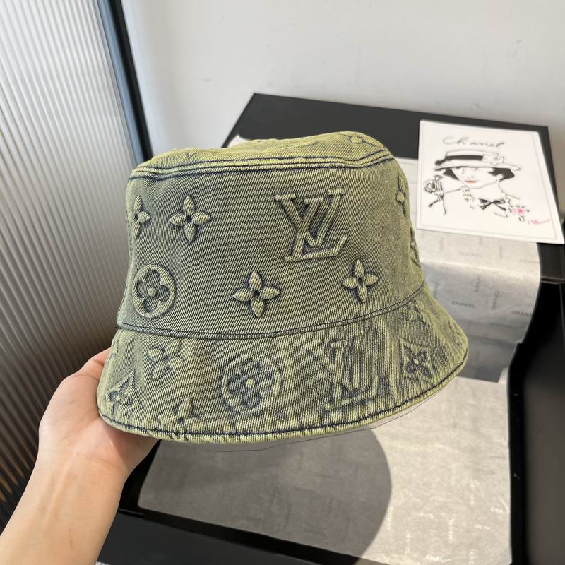LV hat dx (25)