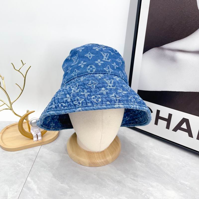 LV hat dx (43)