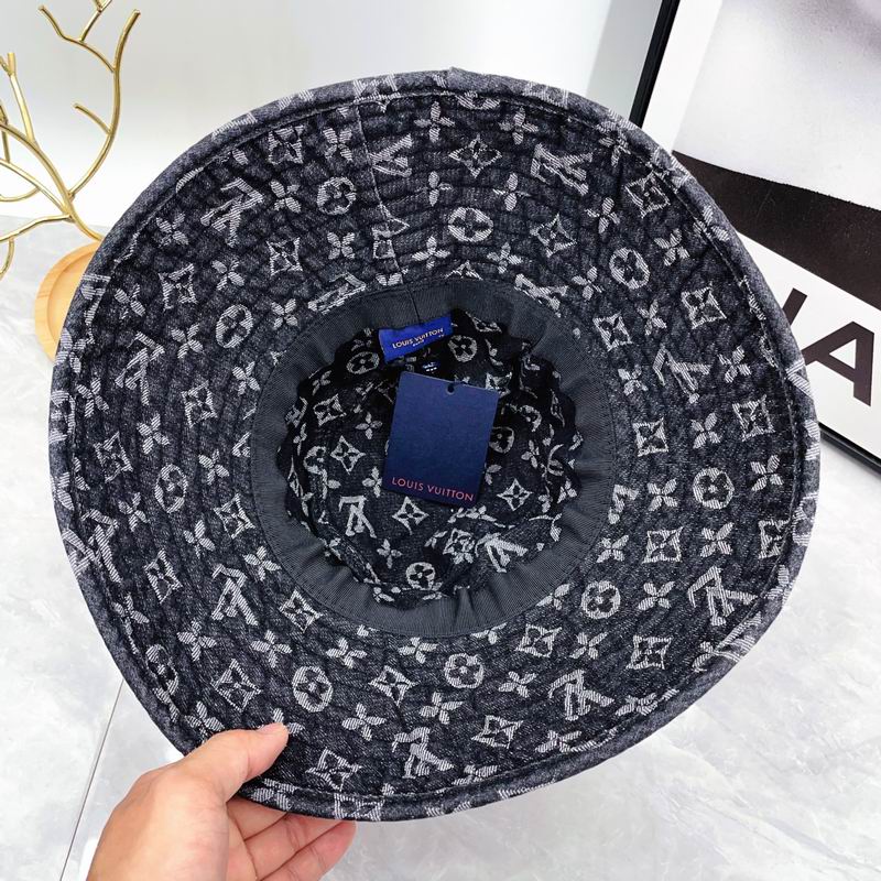 LV hat dx (46)