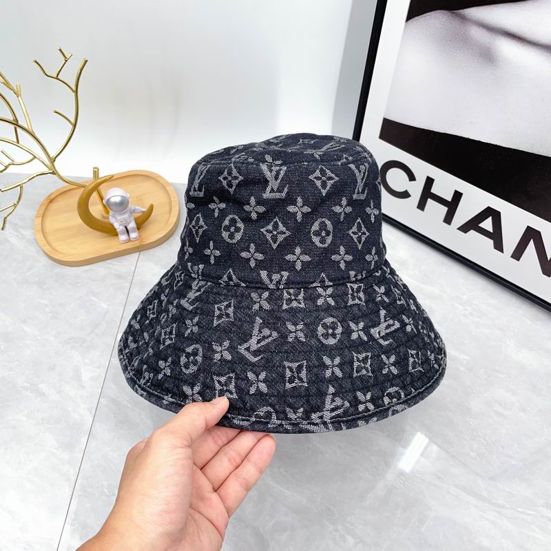 LV hat dx (49)