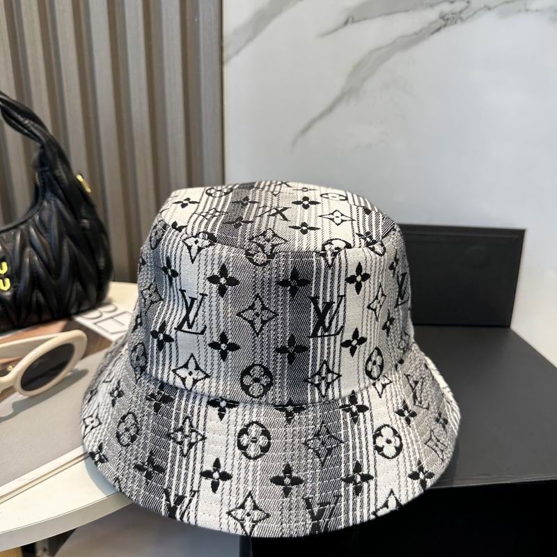 LV hat dx (66)