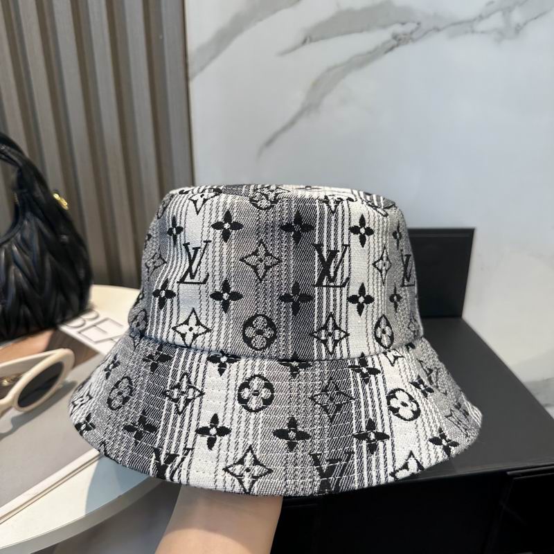 LV hat dx (70)