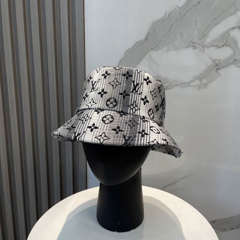 LV hat dx (71)