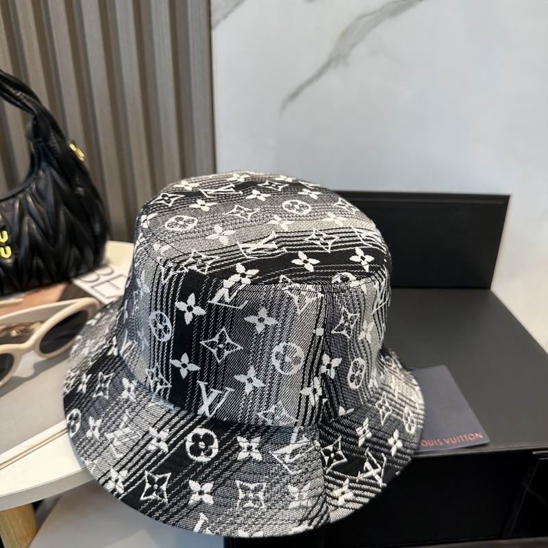 LV hat dx (78)