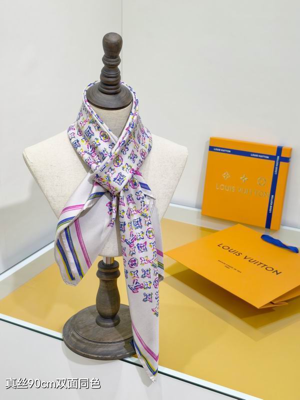LV silk Scarf 90X90cm E05 (2)