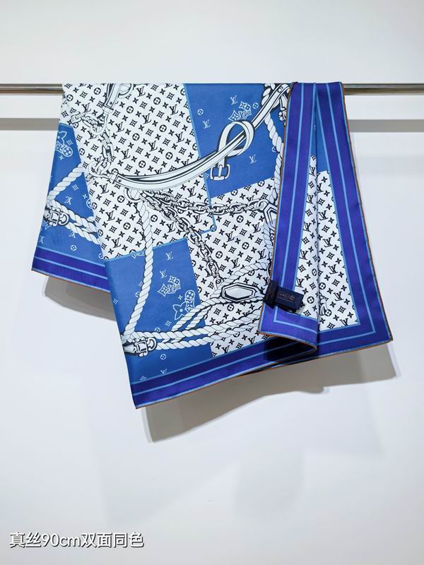 LV silk Scarf 90X90cm E10 (13)