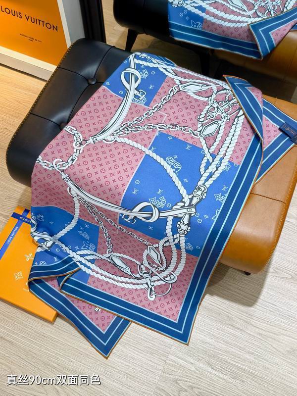LV silk Scarf 90X90cm E10 (7)