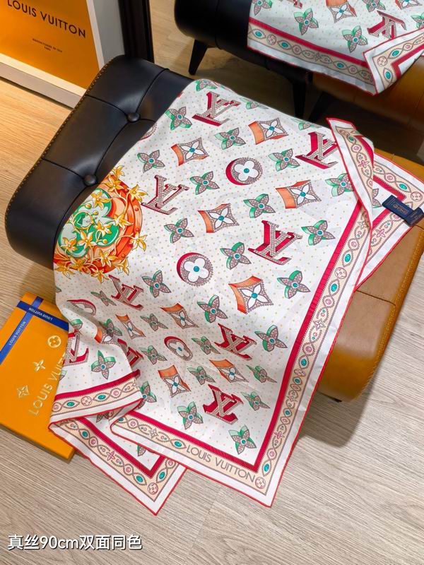 LV silk Scarf 90X90cm E163 (6)