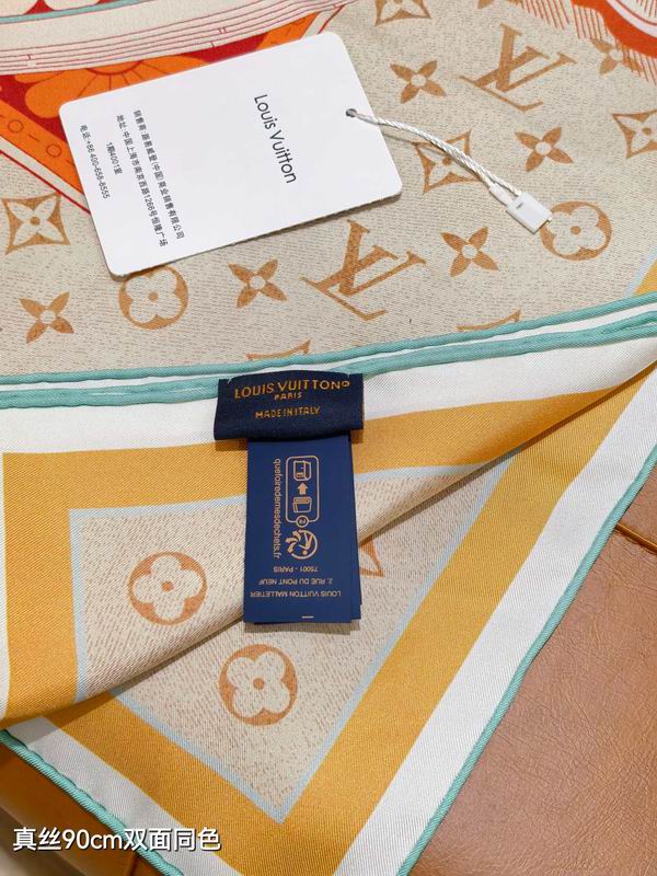 LV silk Scarf 90X90cm E195 (25)