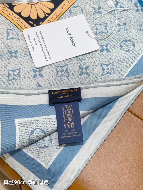 LV silk Scarf 90X90cm E195 (4)