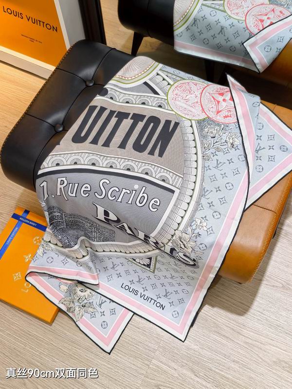 LV silk Scarf 90X90cm E195 (47)