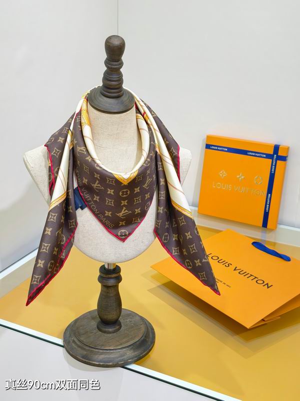 LV silk Scarf 90X90cm E199 (13)