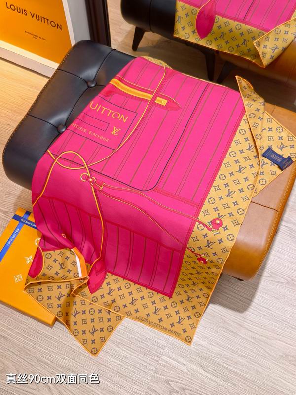 LV silk Scarf 90X90cm E199 (28)