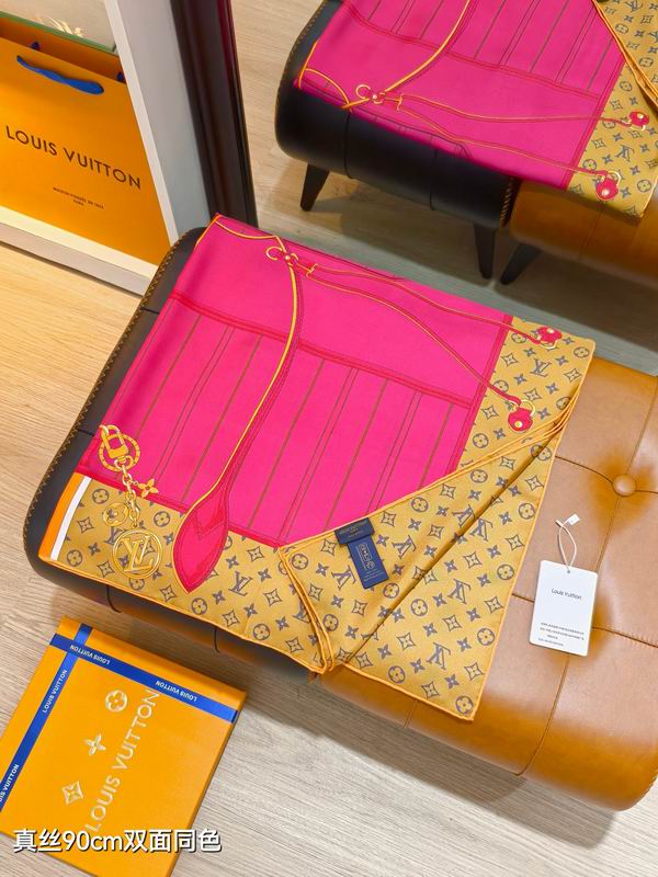 LV silk Scarf 90X90cm E199 (29)