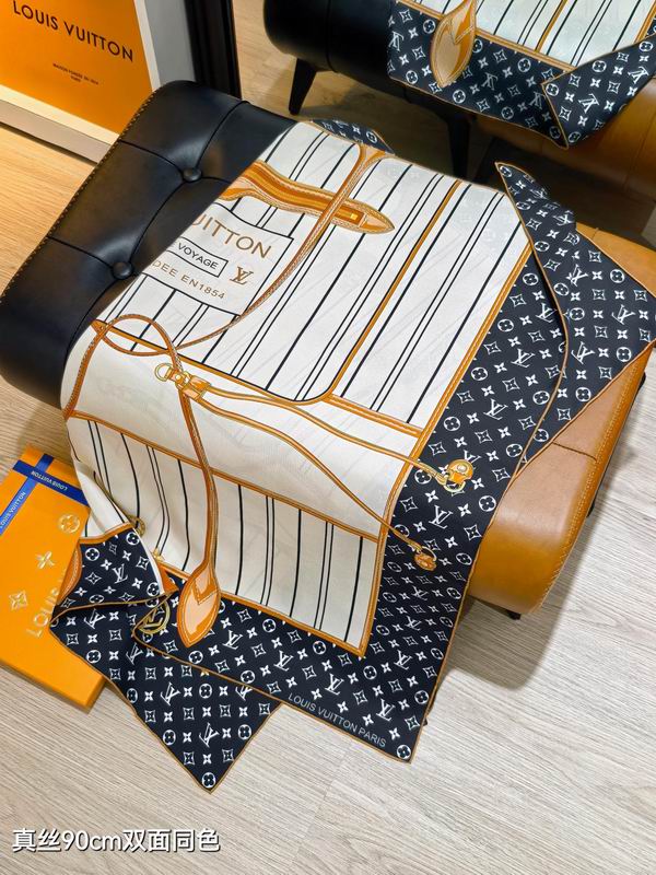 LV silk Scarf 90X90cm E199 (6)