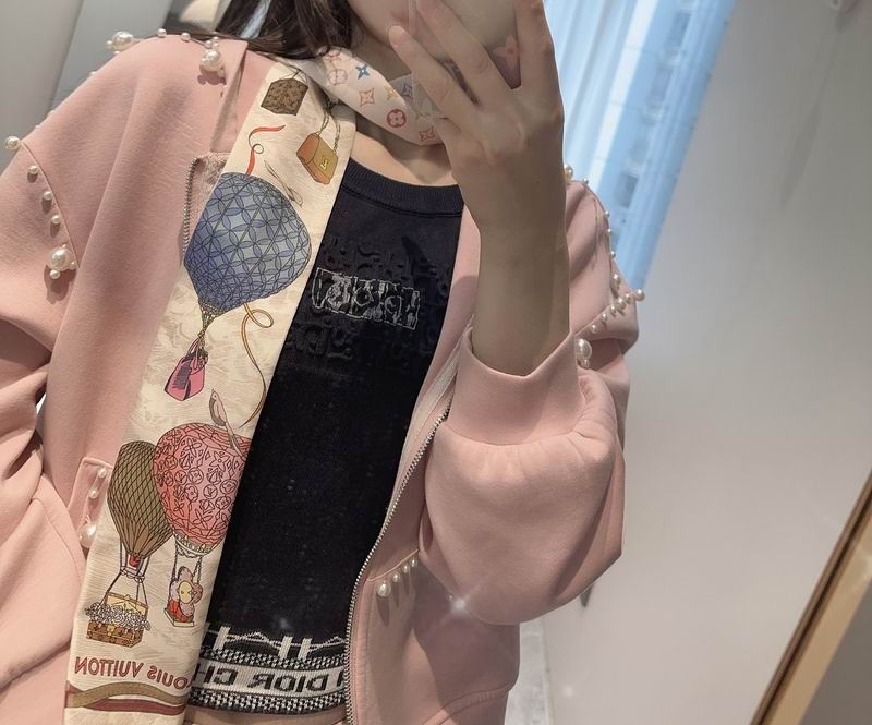 LV silk ribbon hm (59)