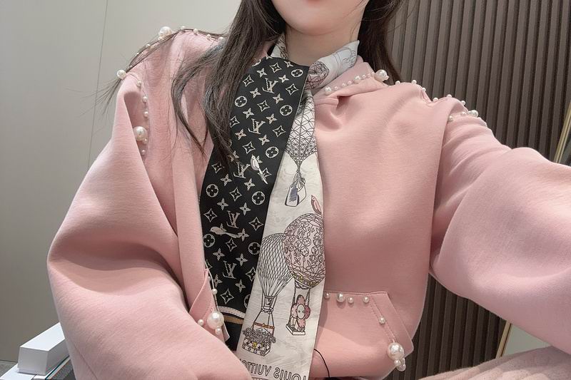 LV silk ribbon hm (62)