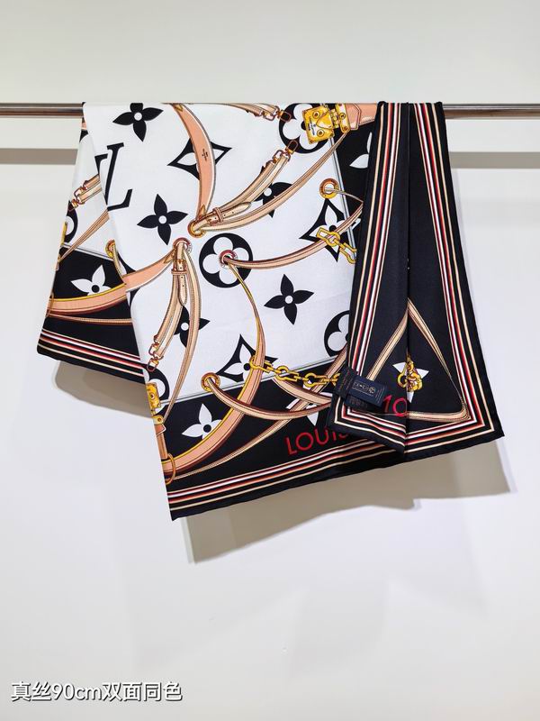 LV silk scarf 90X90cm E45 (15)