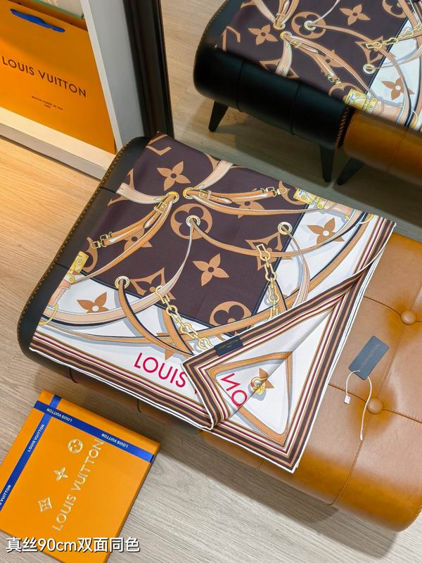 LV silk scarf 90X90cm E45 (29)