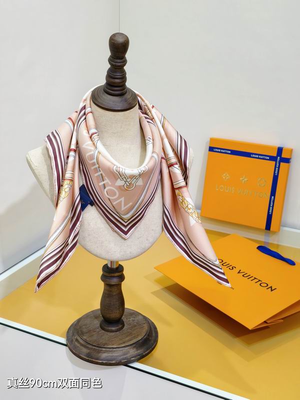 LV silk scarf 90X90cm E45 (3)