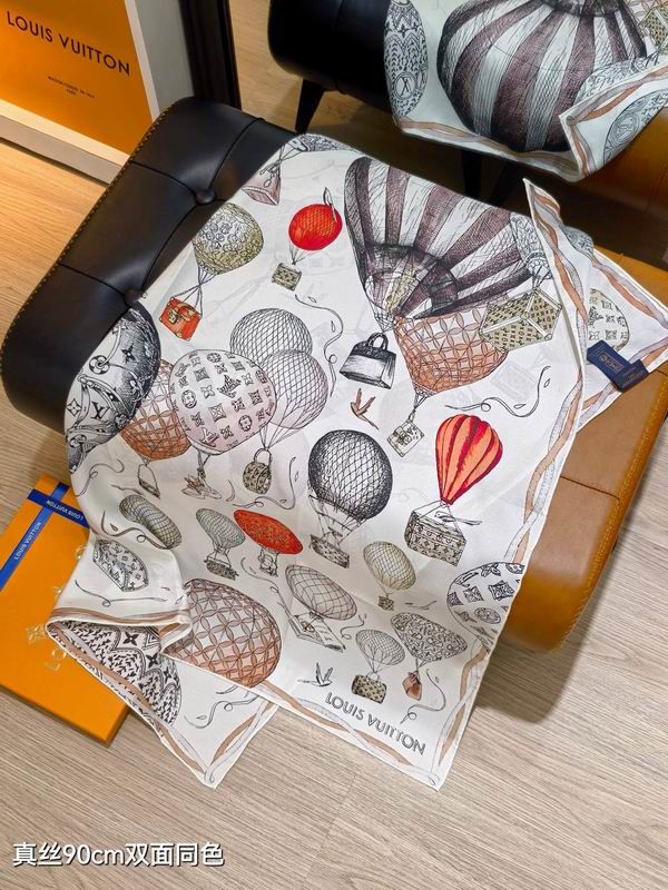 LV silk scarf 90X90cm E46 (18)